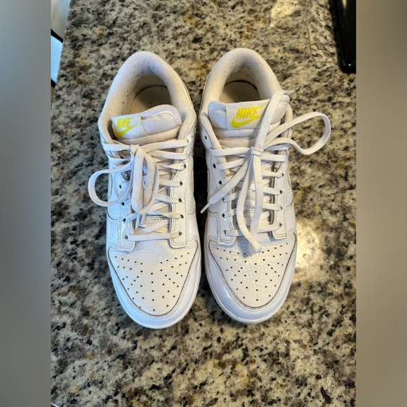 Nike dunks! - Picture 2 of 3